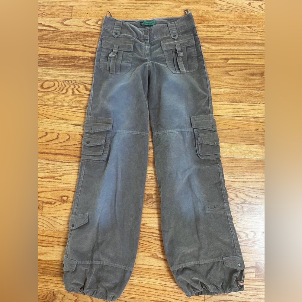 New. Woman very long leg Velvet Jeans